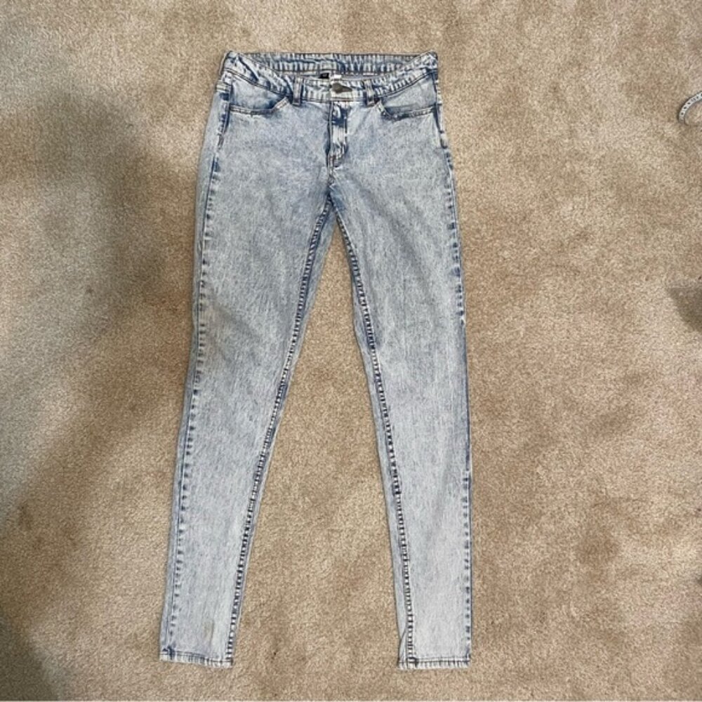 H&M Light Blue Skinny Jeans Vintage Acid Wash